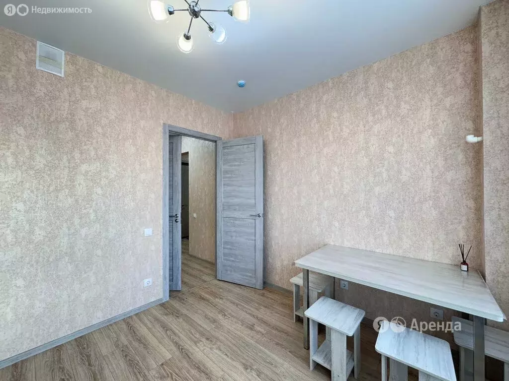 2-комнатная квартира: Воронеж, улица Загоровского, 13к2 (59 м) - Фото 1