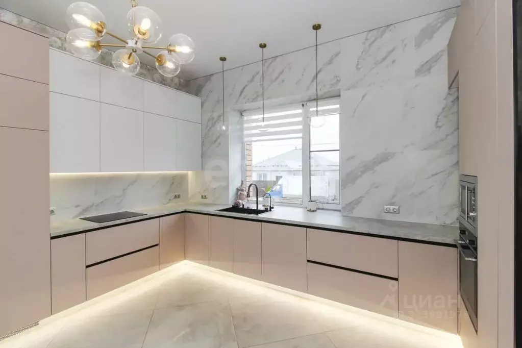 Дом в Тюменская область, Тюменский муниципальный округ, с. Луговое ул. ... - Фото 0