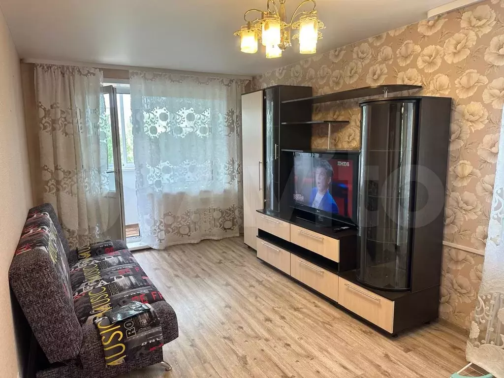 1-к. квартира, 35 м, 4/5 эт. - Фото 0