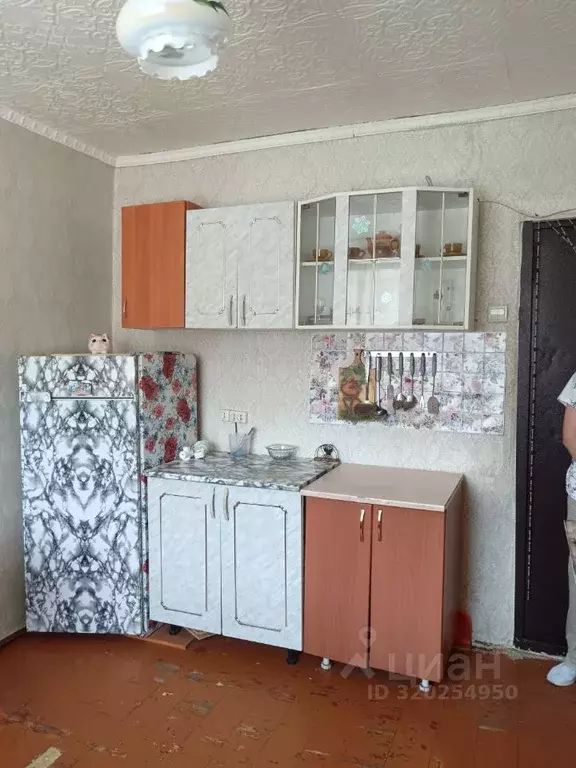 Комната Омская область, Омск ул. Суровцева, 104 (11.6 м) - Фото 2