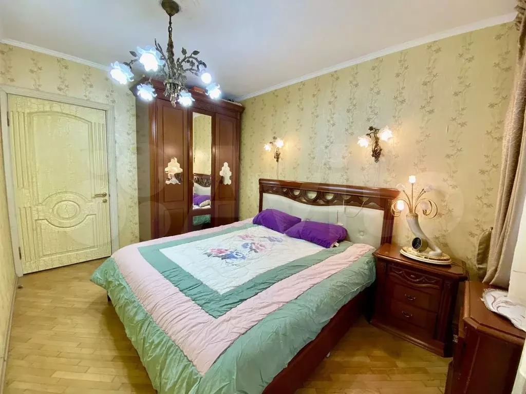 3-к. квартира, 70 м, 3/10 эт. - Фото 0