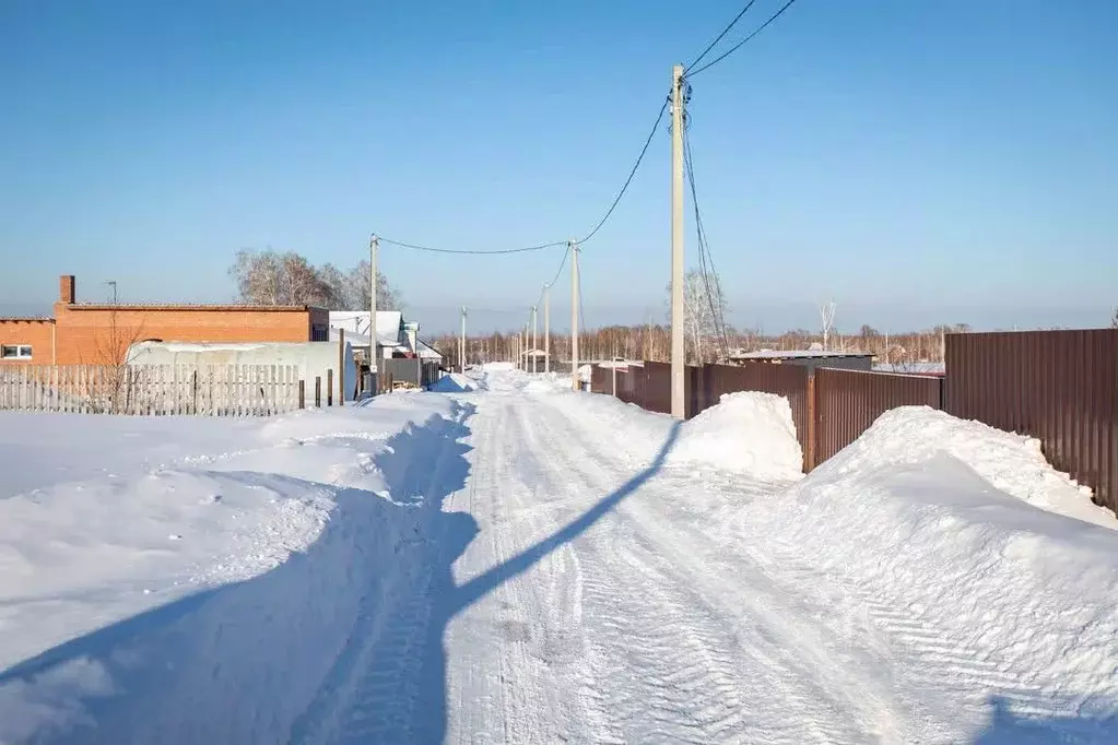 Участок в Новосибирская область, Бердск Марьин Лог СНТ, ул. ... - Фото 1