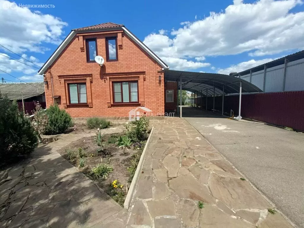 Дом в Новокубанск, Яблоневая улица, 19 (100 м) - Фото 1