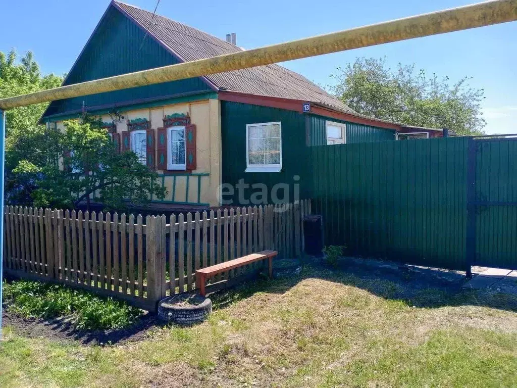 Дом в Белгородская область, Новооскольский муниципальный округ, с. ... - Фото 0