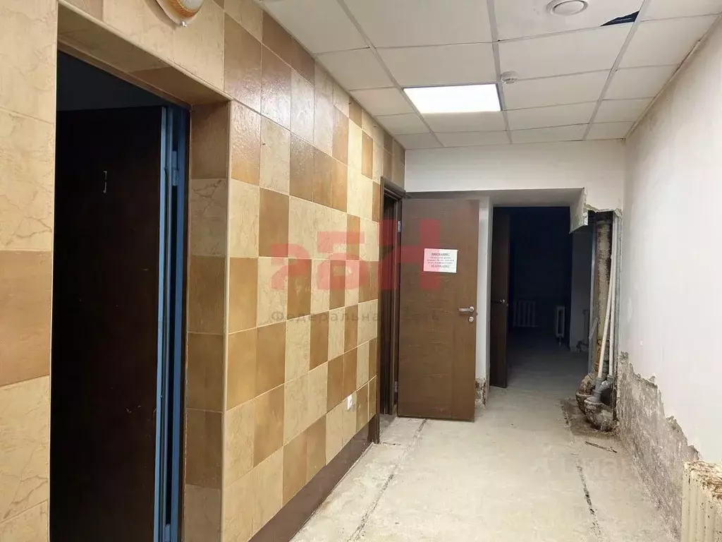 Помещение свободного назначения в Тюменская область, Тюмень ул. ... - Фото 1