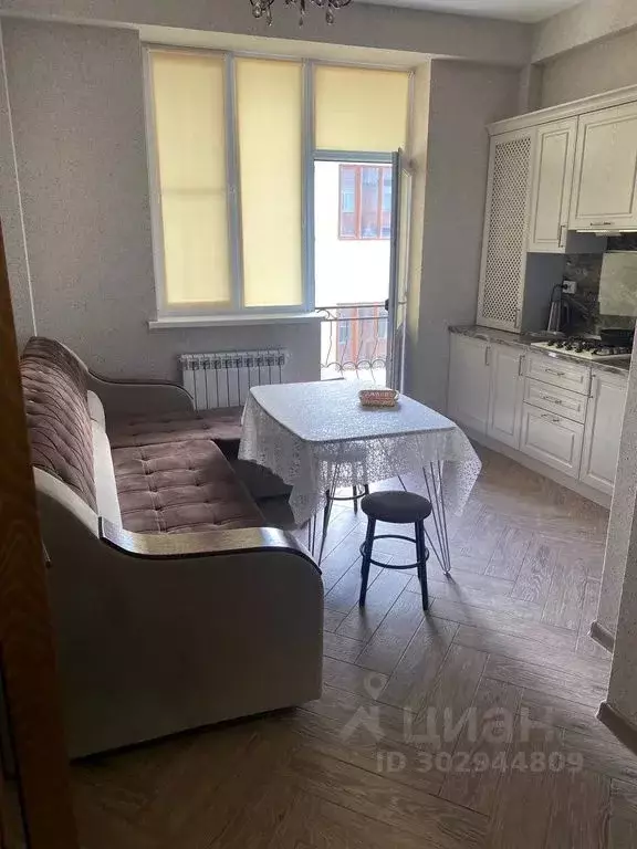 2-к кв. Дагестан, Избербаш ул. Имени Р. Зорге, 44 (75.0 м) - Фото 1