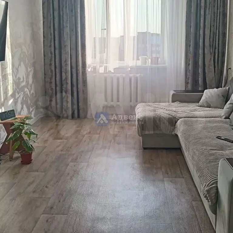 2-к. квартира, 56 м, 9/9 эт. - Фото 1