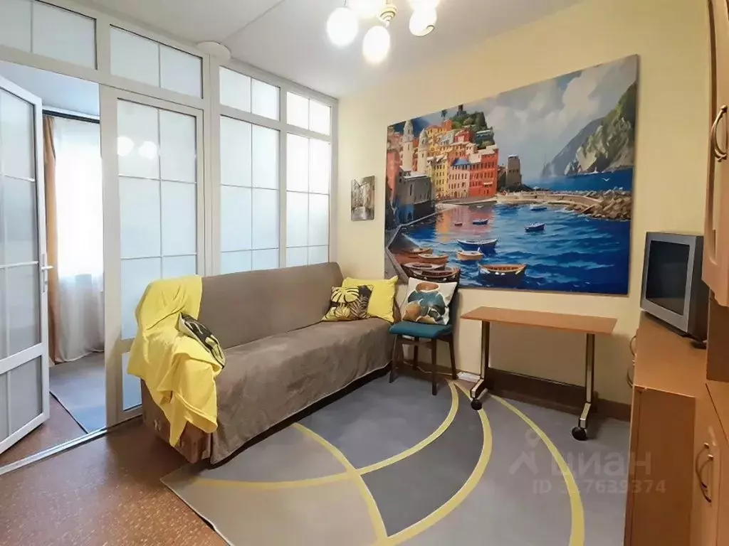 1-к кв. Омская область, Омск ул. Декабристов, 110 (32.0 м) - Фото 1