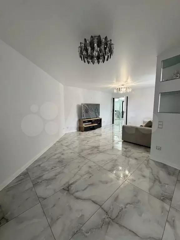 2-к. квартира, 90 м, 3/12 эт. - Фото 0