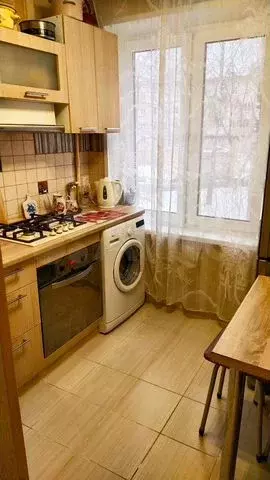 2-к. квартира, 48 м, 2/5 эт. - Фото 0