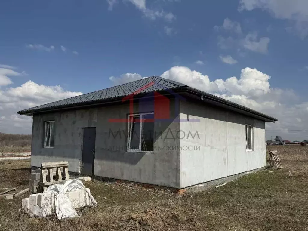 Дом в Белгородская область, Губкинский городской округ, с. Аверино ул. ... - Фото 1