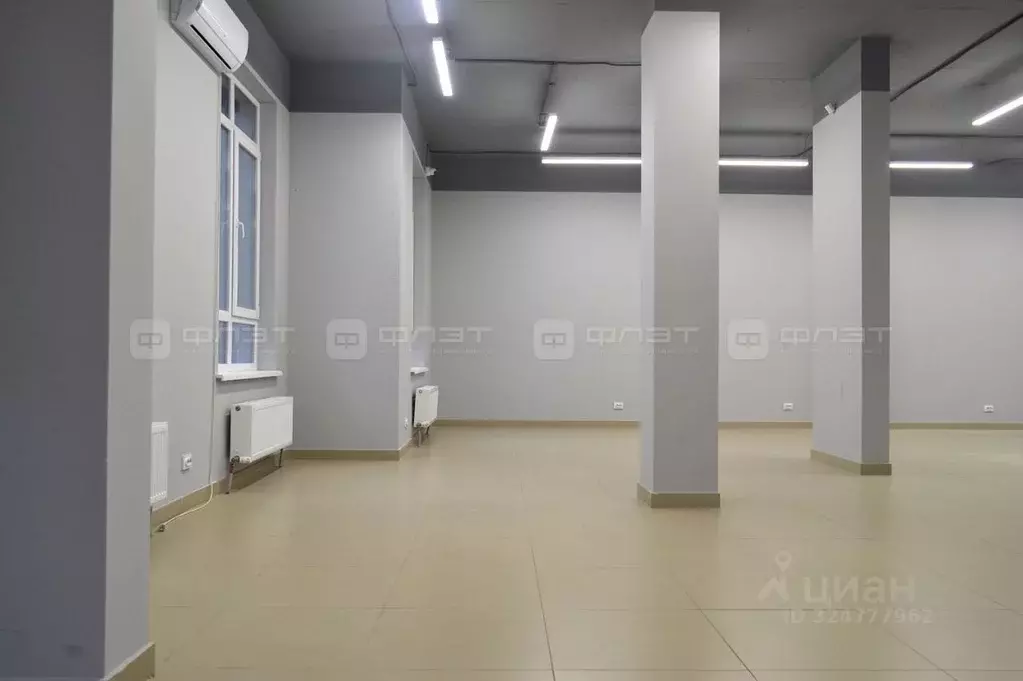 Помещение свободного назначения в Татарстан, Казань Тэцевская ул., 4Д ... - Фото 1