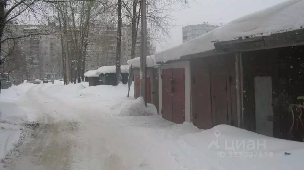 Гараж в Коми, Сыктывкар ул. Катаева, 11/2 (19 м) - Фото 1