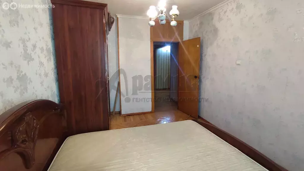 3-комнатная квартира: Владикавказ, улица Колка Кесаева, 121 (71.2 м) - Фото 2