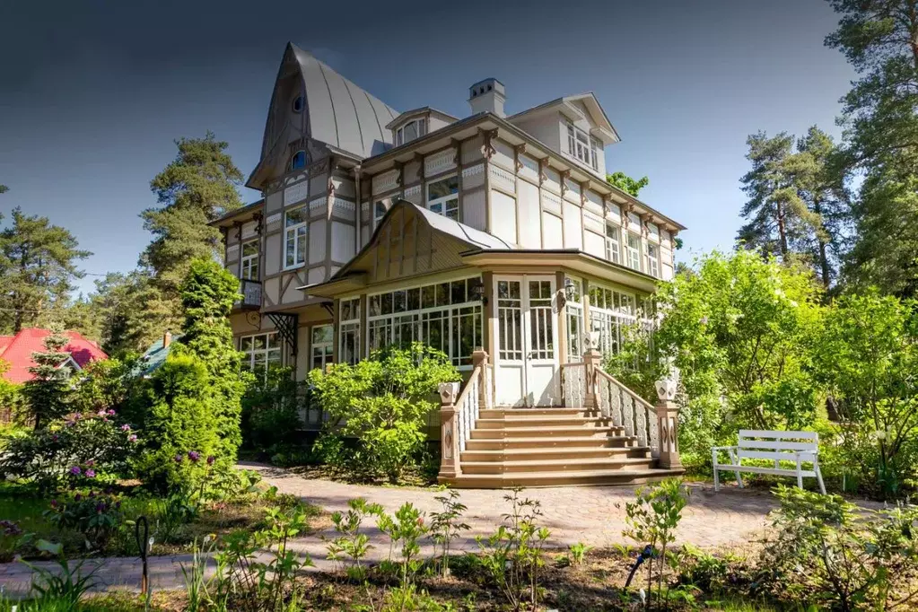 Дом в Санкт-Петербург пос. Песочный, Первомайская ул., 8 (250 м) - Фото 2