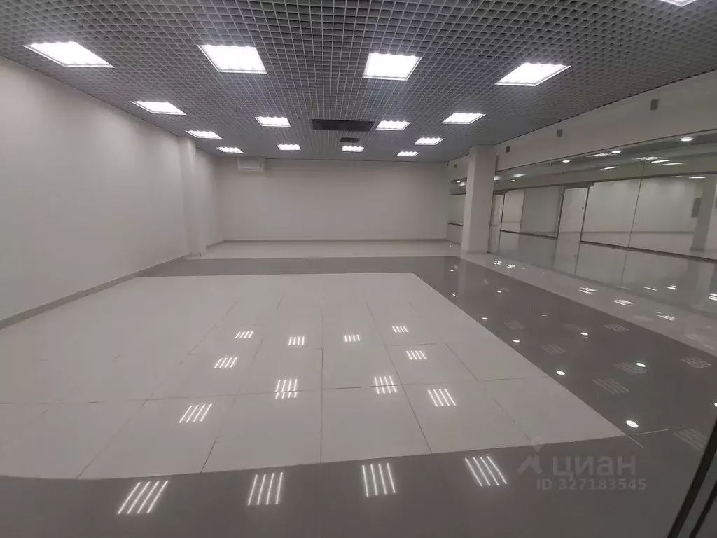 Торговая площадь в Свердловская область, Екатеринбург ул. 8 Марта, 149 ... - Фото 2