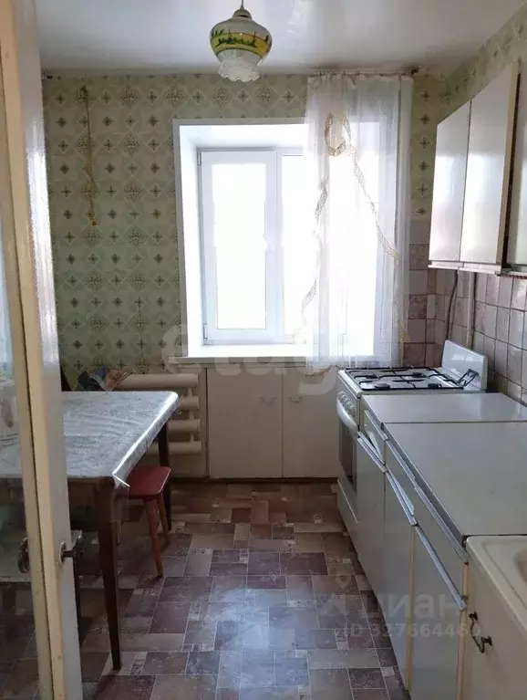 2-к кв. Владимирская область, Меленки ул. 60 лет Октября, 31 (50.0 м) - Фото 0