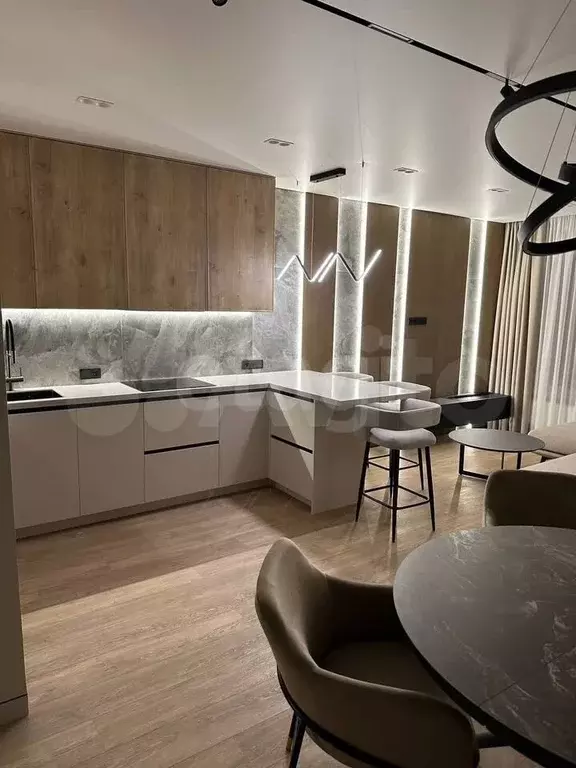 2-к. квартира, 78 м, 4/9 эт. - Фото 1