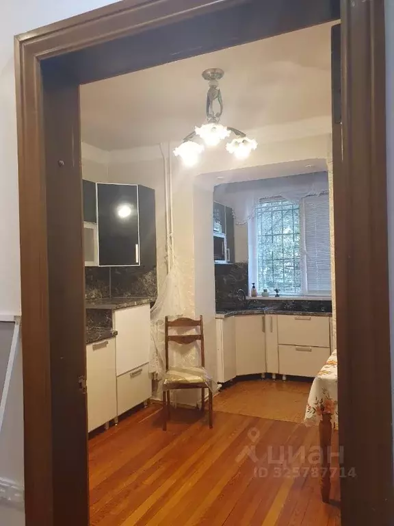 4-к кв. Карачаево-Черкесия, Черкесск Советская ул., 162 (120.0 м) - Фото 1