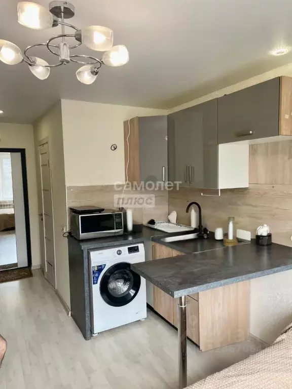 Студия Приморский край, Владивосток Луговая ул., 66 (17.0 м) - Фото 1