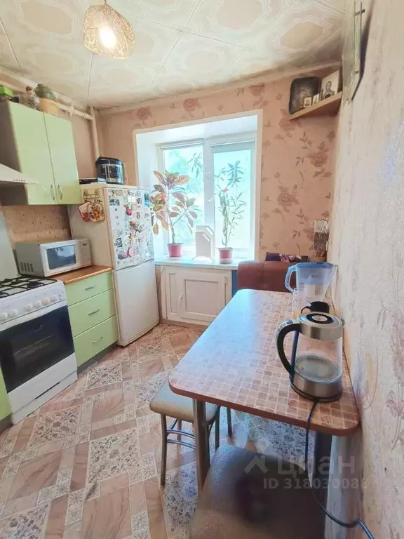 2-к кв. Саратовская область, Саратов ул. Имени В.М. Азина, 71 (43.6 м) - Фото 0
