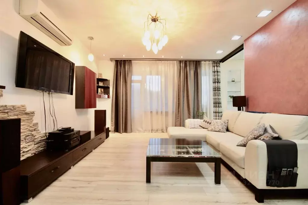 4-к кв. Нижегородская область, Нижний Новгород ул. Костина, 6к1 (160.4 ... - Фото 1