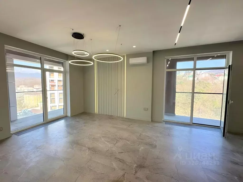 3-к кв. Краснодарский край, Сочи городской округ, Дагомыс пгт ш. ... - Фото 1