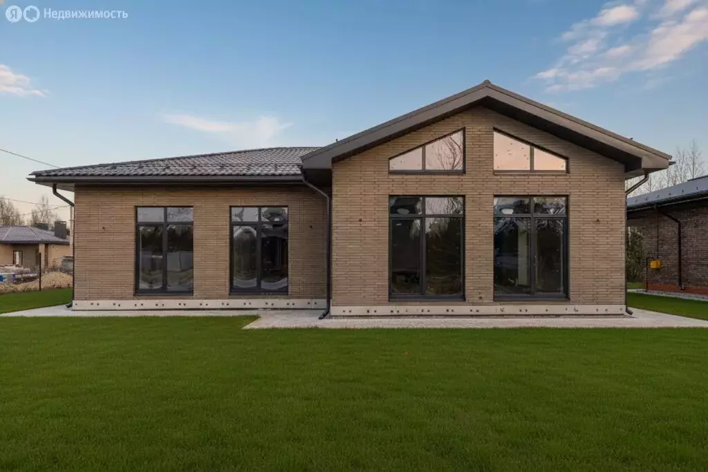 Дом в село Малые Кабаны, Советская улица (119 м) - Фото 1