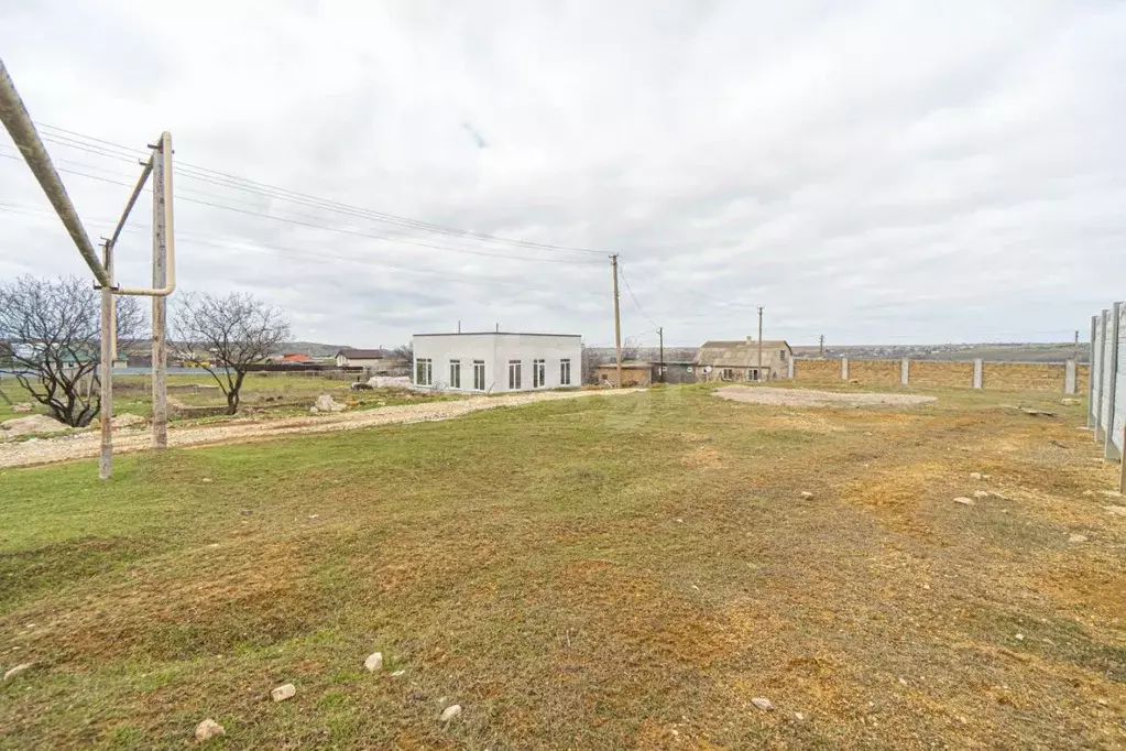 Участок в Севастополь с. Вишневое, ул. Мира, 20 (6.74 сот.) - Фото 1