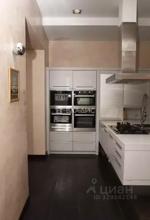 Квартира, 3 комнаты, 111.2 м - Фото 1