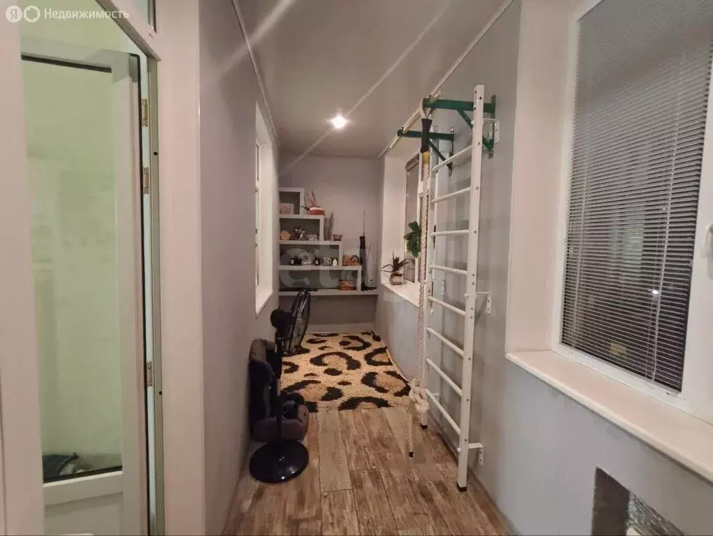 2-комнатная квартира: Севастополь, проспект Героев Сталинграда, 63 ... - Фото 1