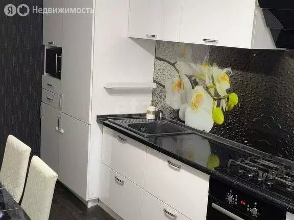 2-комнатная квартира: Набережные Челны, 27-й комплекс, 5А (64 м) - Фото 0