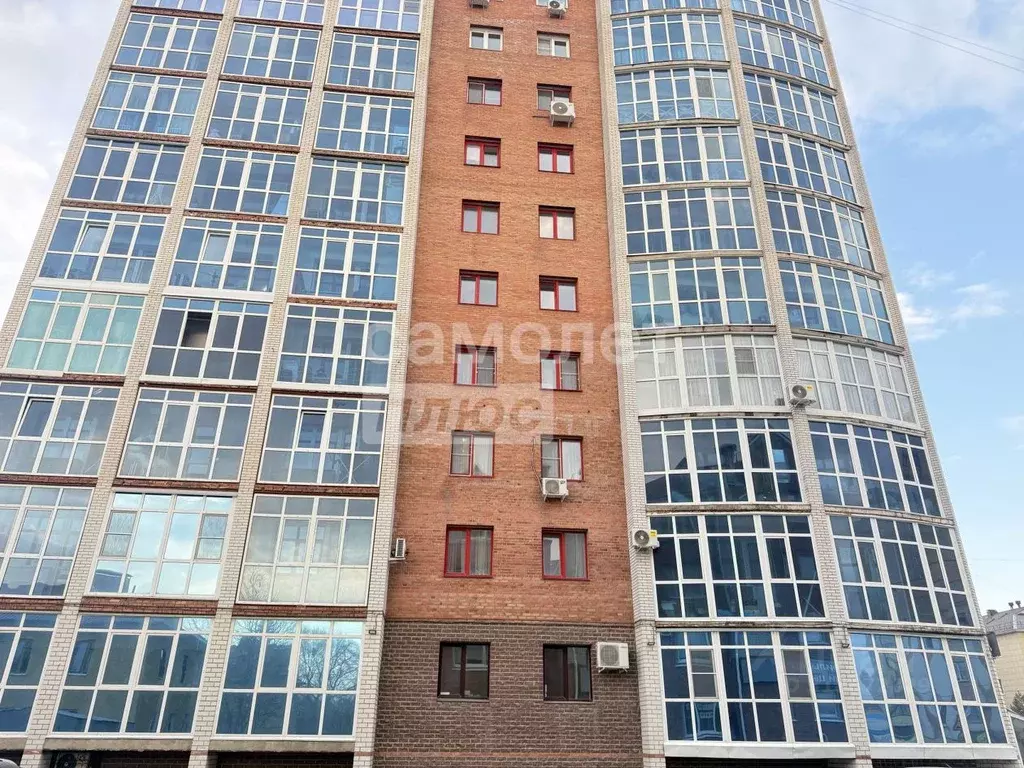 2-к кв. Омская область, Омск Октябрьская ул., 159 (61.6 м) - Фото 0