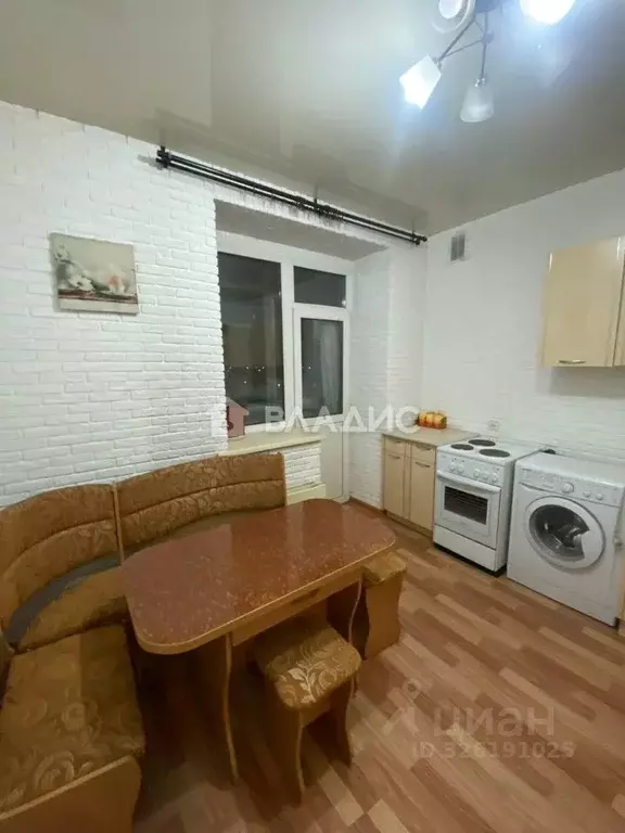 2-к кв. Алтайский край, Бийск ул. Александра Матросова, 27 (60.3 м) - Фото 1