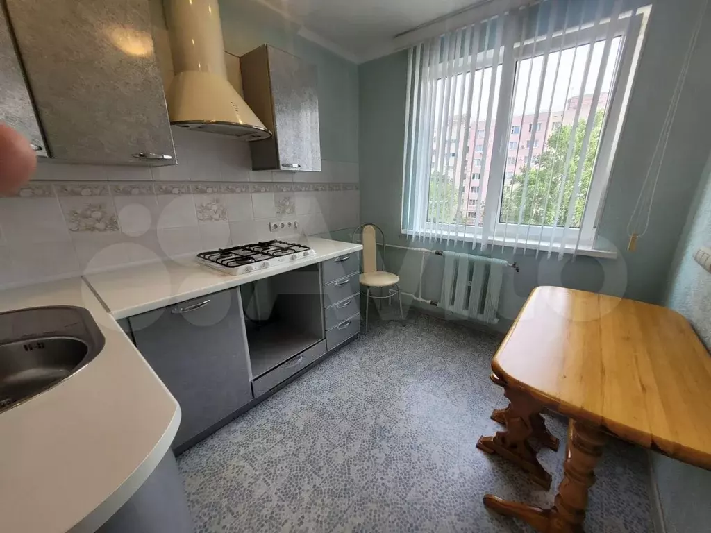 3-к. квартира, 60 м, 5/5 эт. - Фото 1