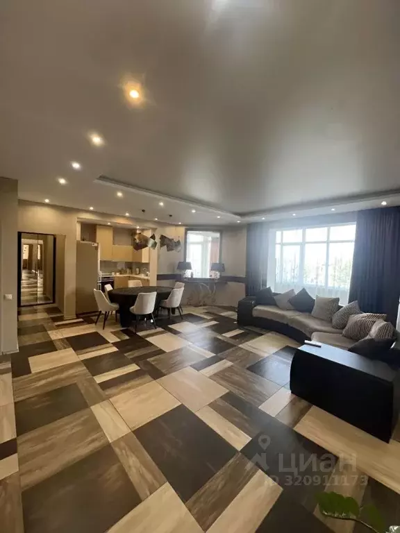 4-к кв. Краснодарский край, Сочи Центральный мкр, ул. Первомайская, 21 ... - Фото 2