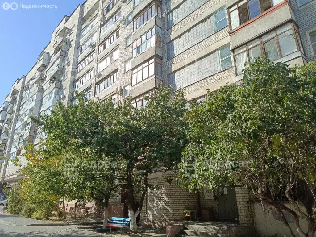 3-комнатная квартира: Волгоград, улица Николая Отрады, 40 (67.1 м) - Фото 0