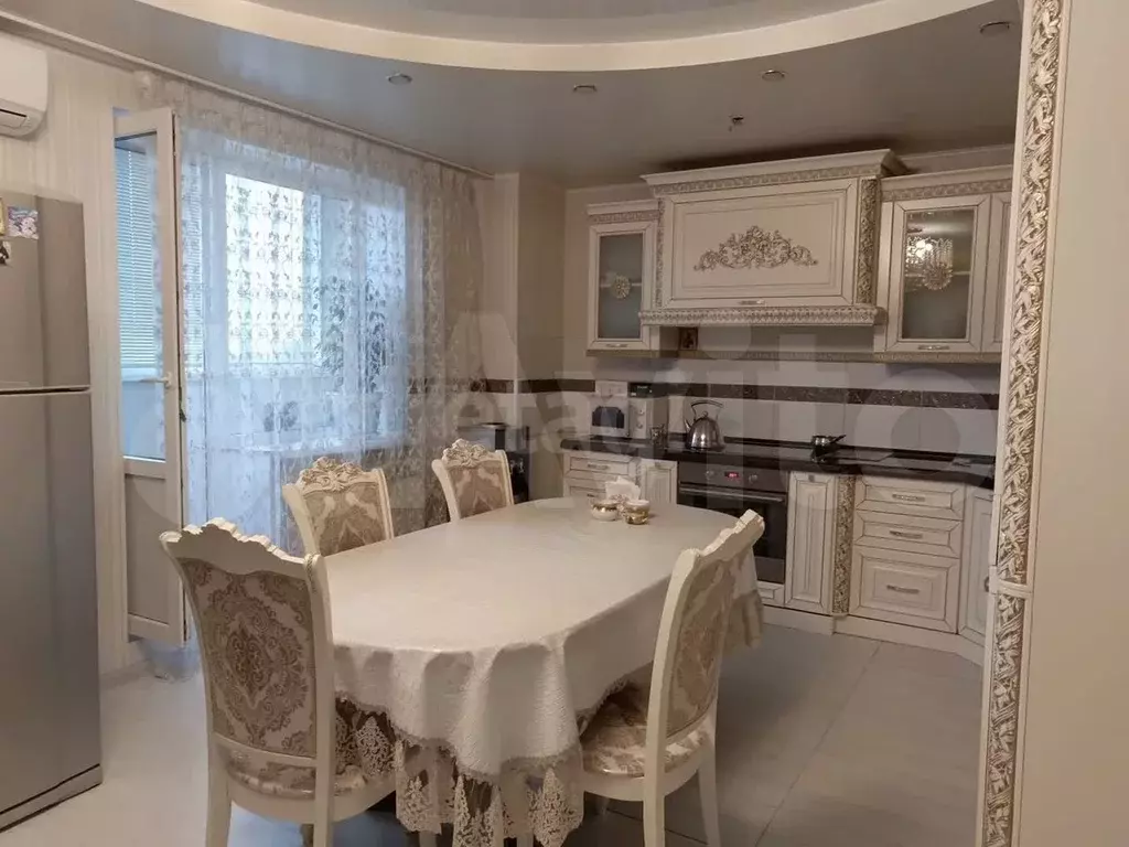 3-к. квартира, 96 м, 3/10 эт. - Фото 0