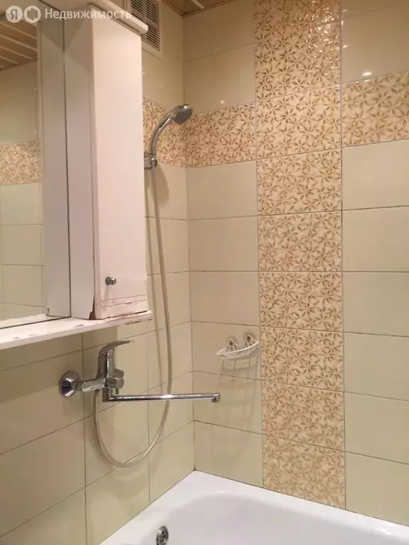 2-комнатная квартира: Новомосковск, Молодёжная улица, 8Б (49.7 м) - Фото 1