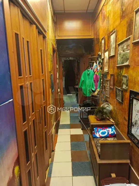 Комната 18 м в 3-к., 2/4 эт. - Фото 0