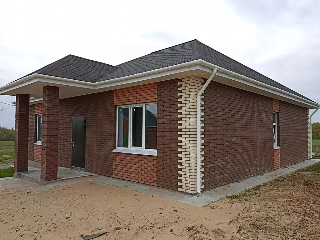 Дом в Чувашия, Чебоксарский муниципальный округ, д. Митрофанкасы ул. ... - Фото 1