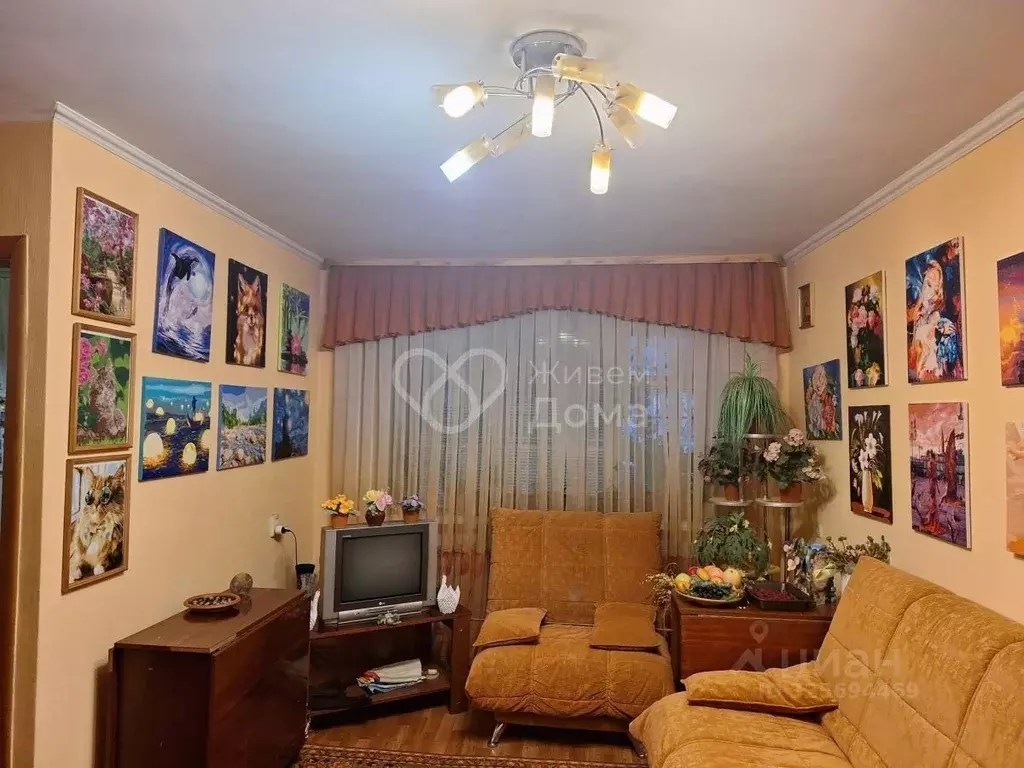 3-к кв. Волгоградская область, Волгоград ул. 64-й Армии, 77 (54.2 м) - Фото 1