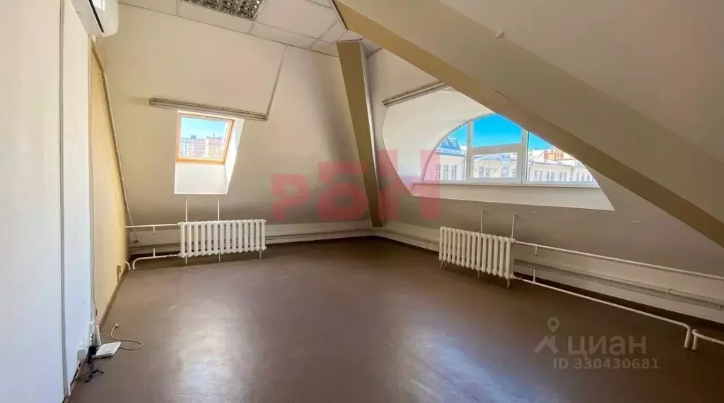 Офис в Тюменская область, Тюмень ул. Республики, 26 (41 м) - Фото 1