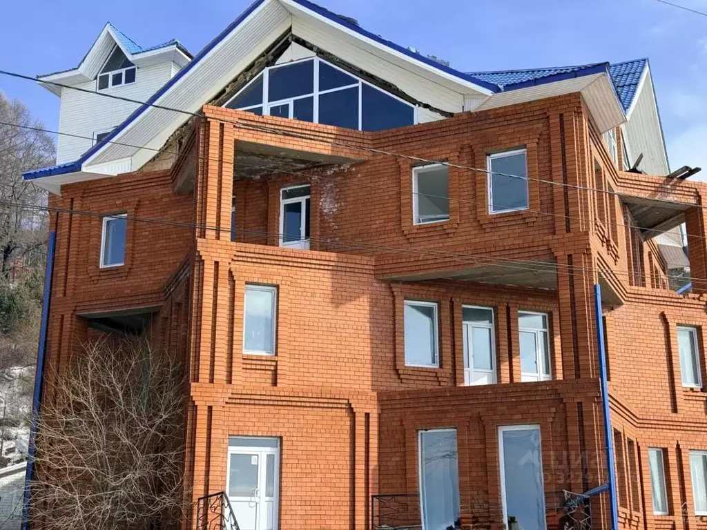 Дом в Иркутская область, Иркутский муниципальный округ, Листвянка рп ... - Фото 1