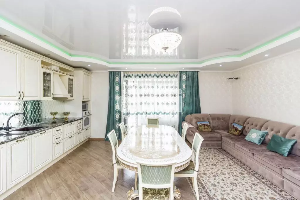 3-к кв. Тюменская область, Тюмень Харьковская ул., 66 (129.0 м) - Фото 1