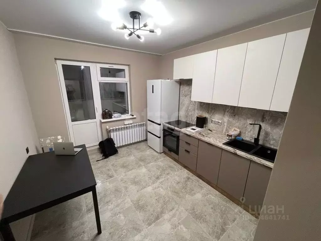 2-к кв. Саха (Якутия), Якутск Вилюйский тракт, 3-й км, 9А (65.2 м) - Фото 1