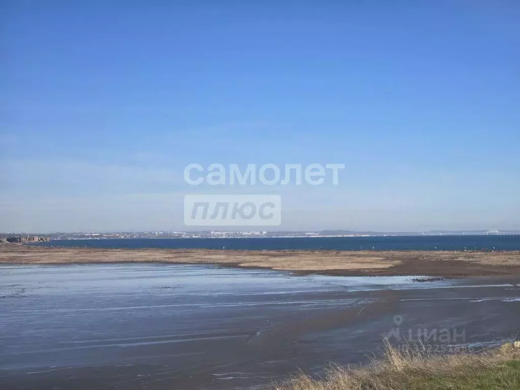 Участок в Крым, Ленинский район, Челядиновское с/пос, с. Челядиново ... - Фото 1
