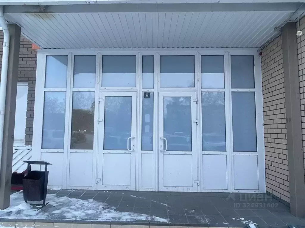 Помещение свободного назначения в Алтайский край, Барнаул ул. Антона ... - Фото 1