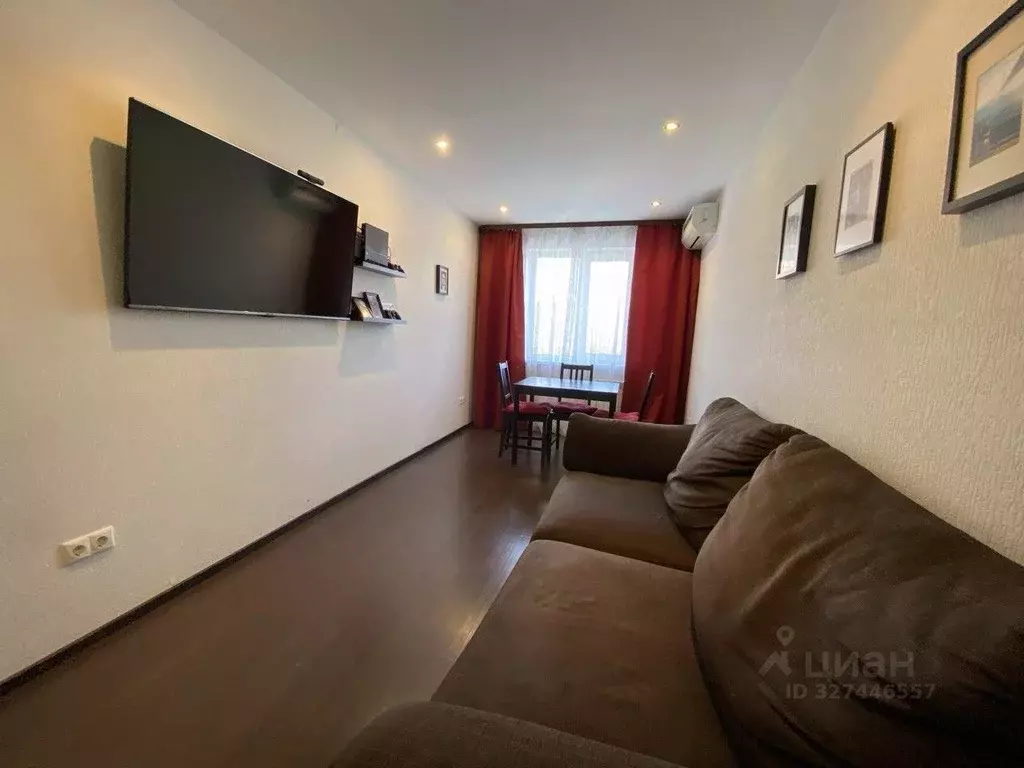 3-к кв. Башкортостан, Уфа ул. Братьев Кадомцевых, 6 (56.6 м) - Фото 1