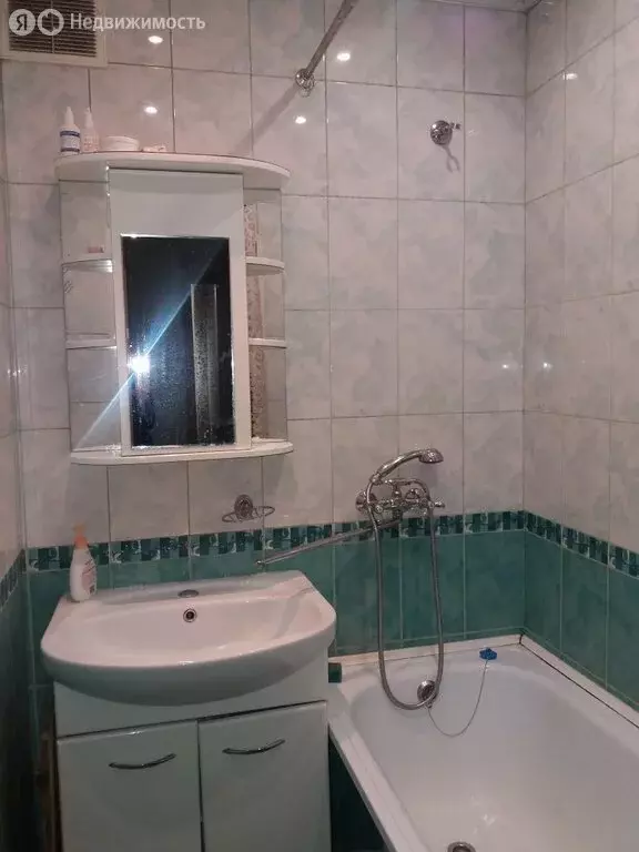 3-комнатная квартира: Волоколамск, Садовая улица, 4 (55 м) - Фото 1